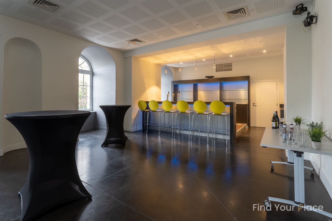 Le Bar