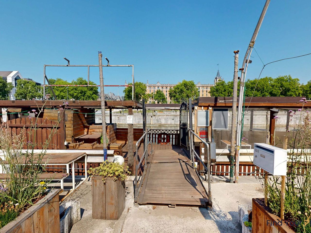 La Terrasse