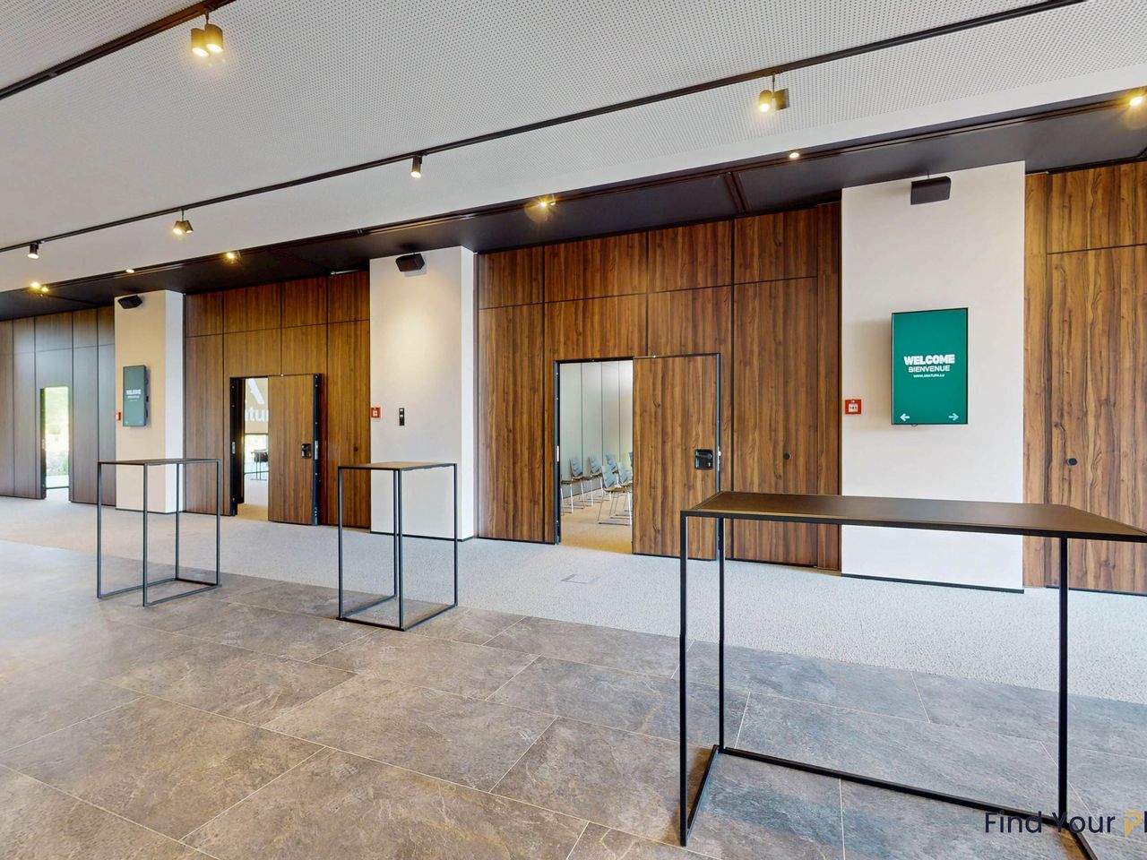 1 salle de séminaire